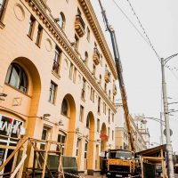 Услуги автовышки по ремонту здания в Минске